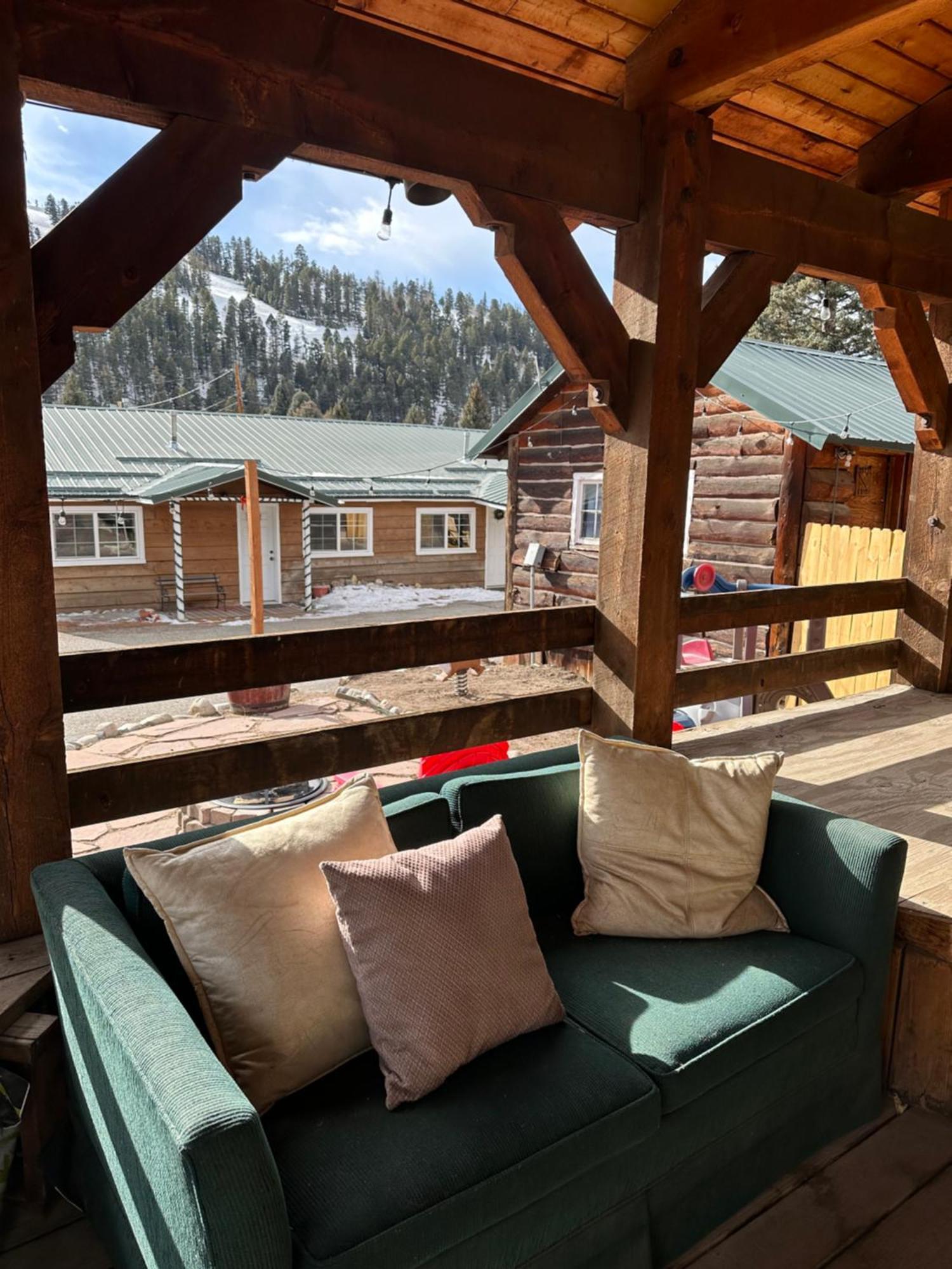 Deer Lodge Red River Luaran gambar